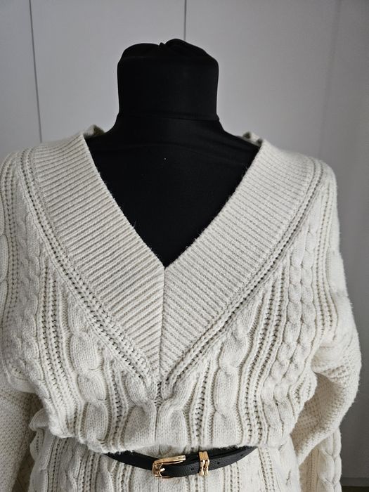 Set pulover + blugi + curea