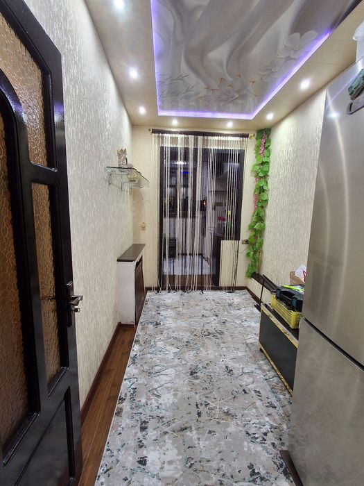 Продам 4х комнатную квартиру 77-серии