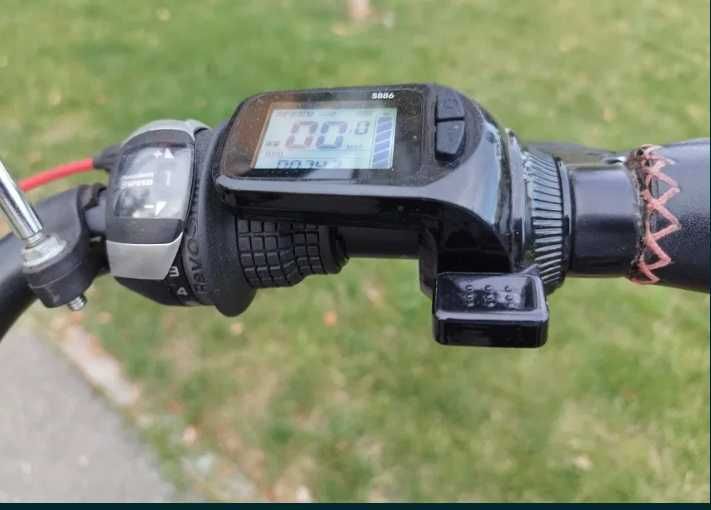 Bicicleta electrica, autonomie max. 150 Km, viteza max. 32 Km/h