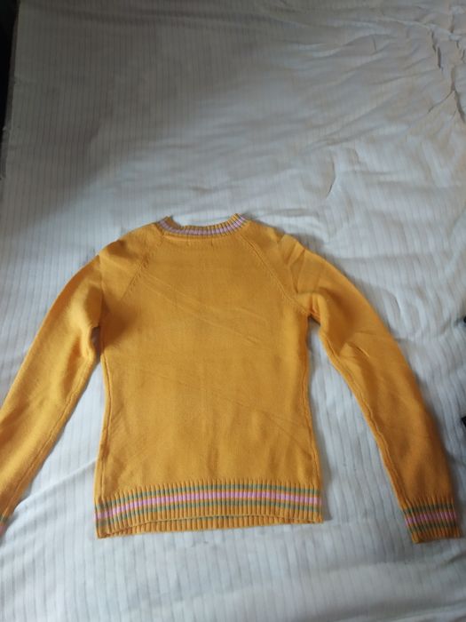 Дрехи блузи пуловери магазин