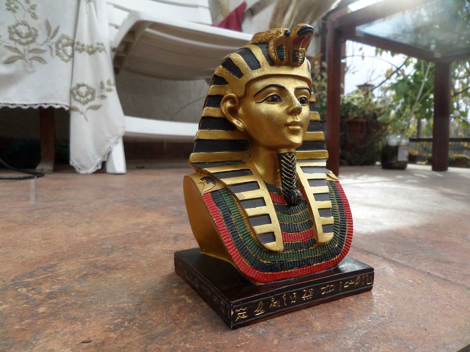 Arta egipteana Tutankhamon statueta Tutankamon masca