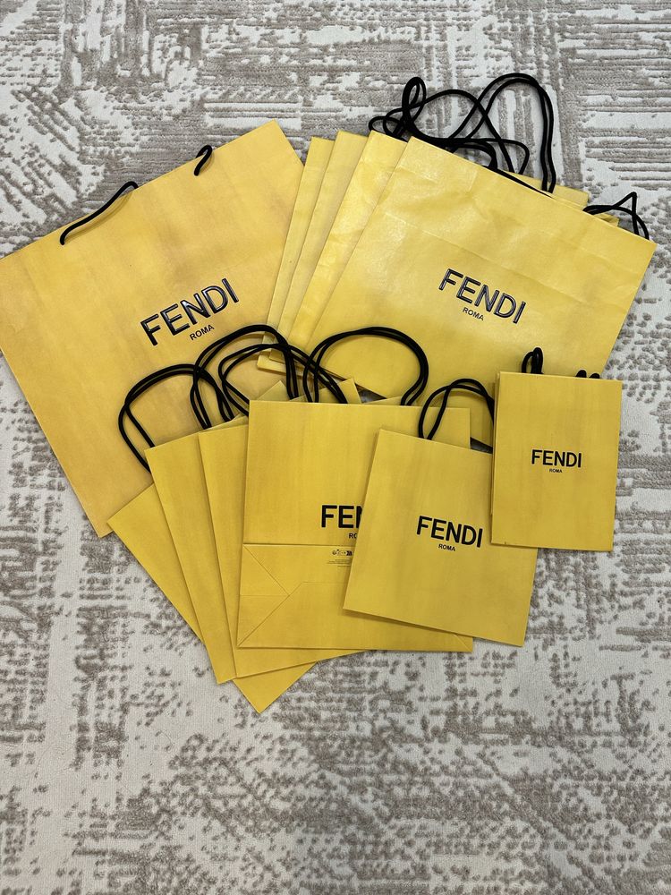 Отригинальнве пакеты Fendi