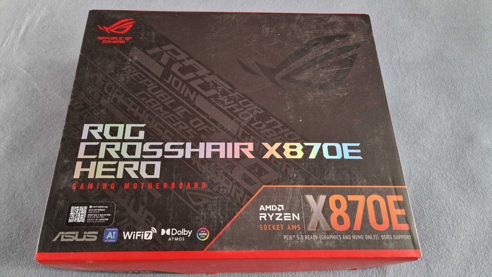 Placa de baza Asus ROG Crosshair X870E HERO WIFI7 (90MB1IE0-M0EAY0)