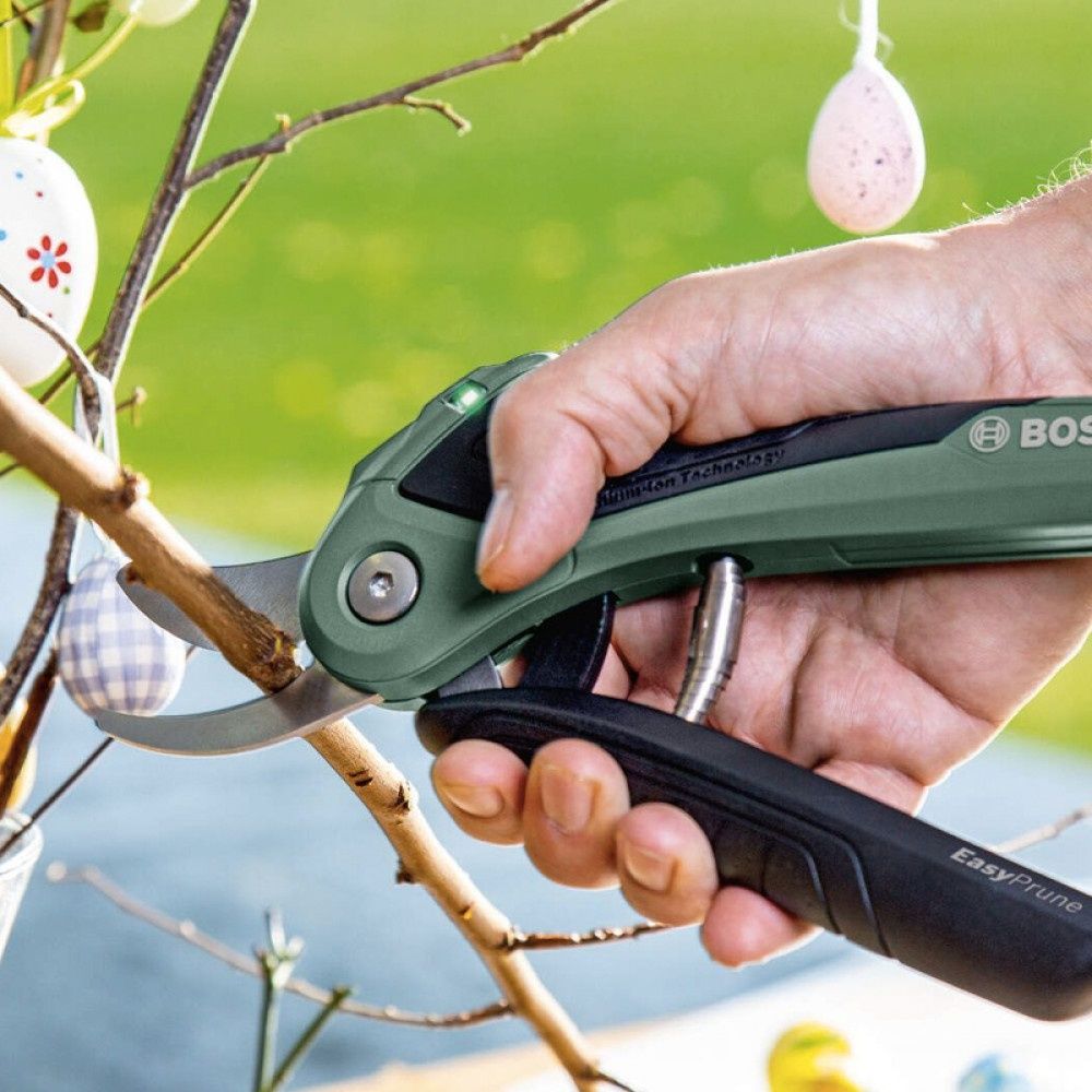 Аккумуляторный секатор BOSCH EasyPrune