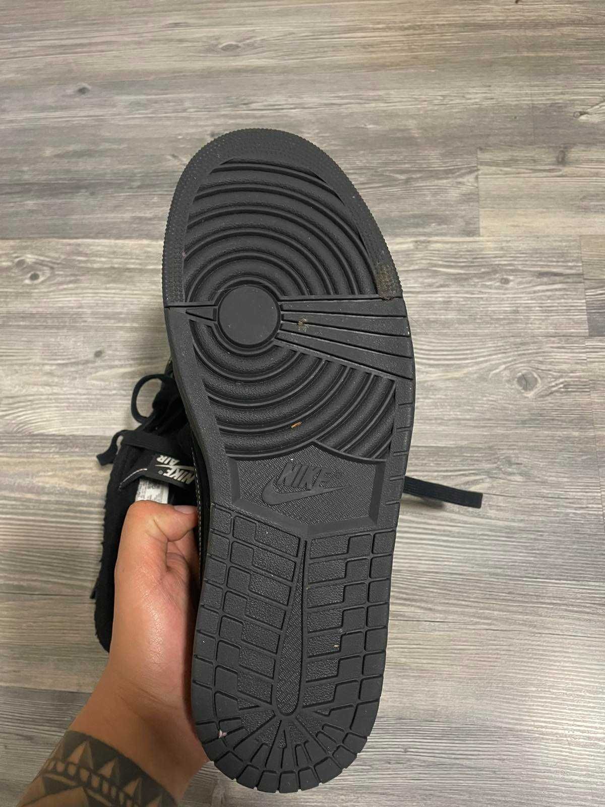 Nike Air Jordan 1 x Travis Scott