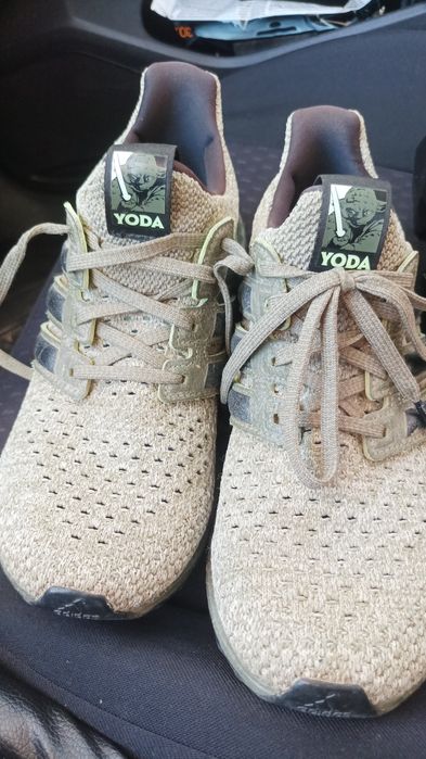 Юбилейни маратонки от междузвездни войни Адидас