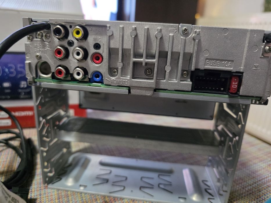 Multimedia player Sony XAV-AX5650