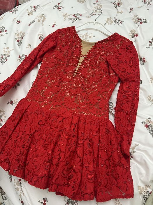 Платье для выступлений 4-6 лет