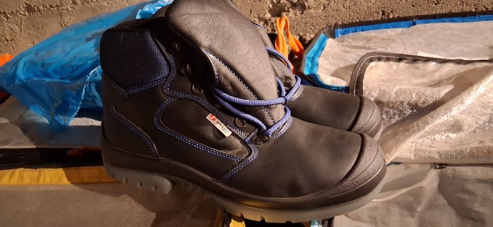 Bocanci    lucru  Sixton