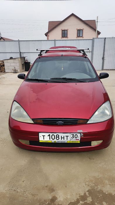 Легковой автомобиль Ford focus 1