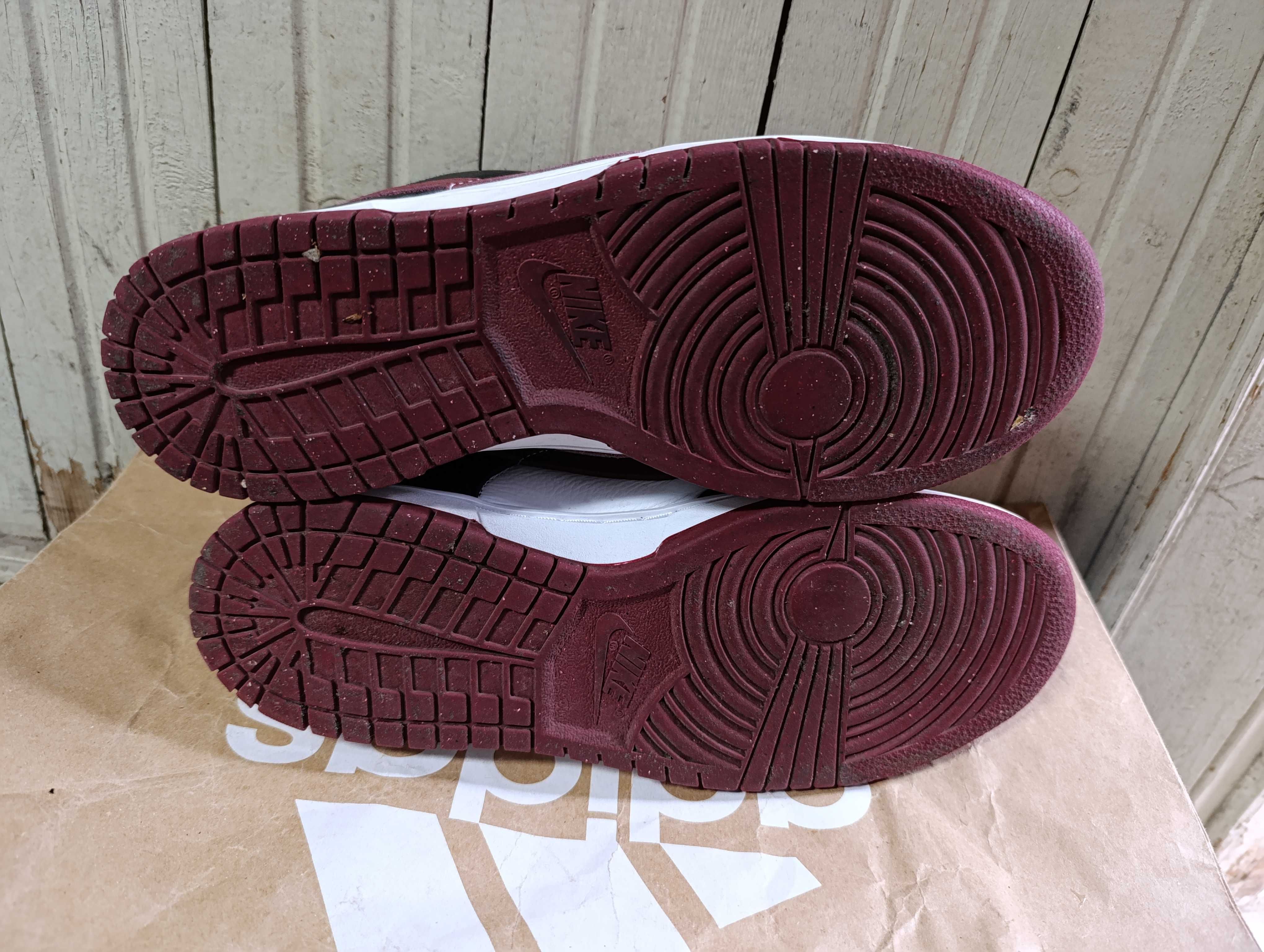 'NIKE DUNK LOW ''оригинални мъжки маратонки 42.5 номер