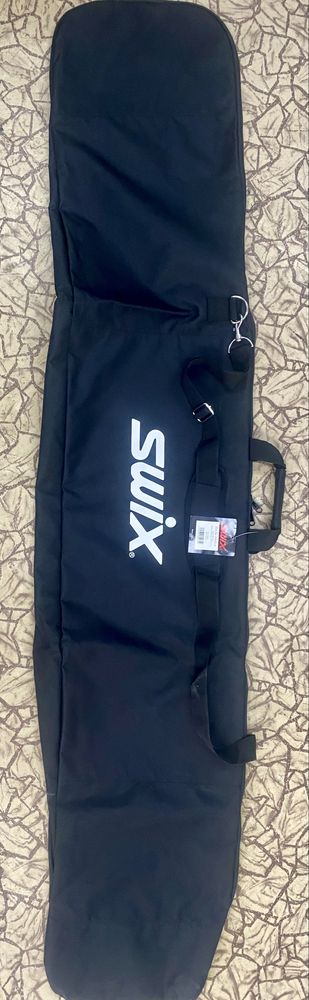 Сак за пренос и съхранение на ски SWIX