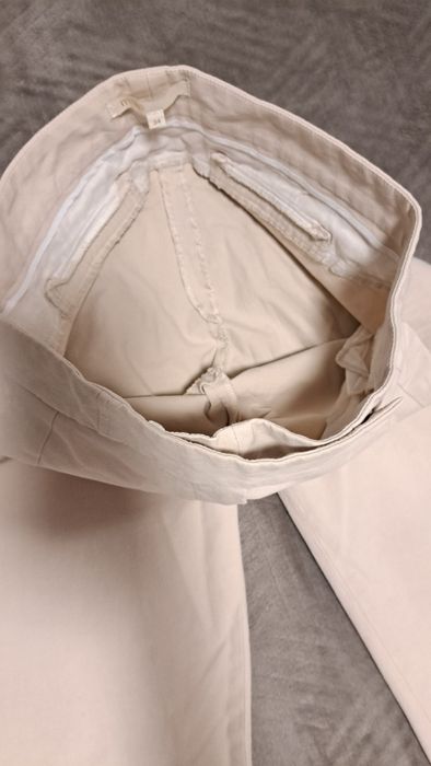 Pantaloni marimea 34 maje