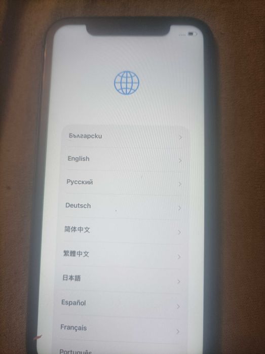 Продавам айфон 11 64гб