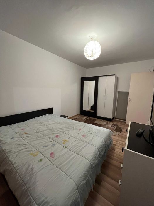 Proprietar, ofer spre închiriere ap cu 2 cam-Mihai Viteazul/Grivitei