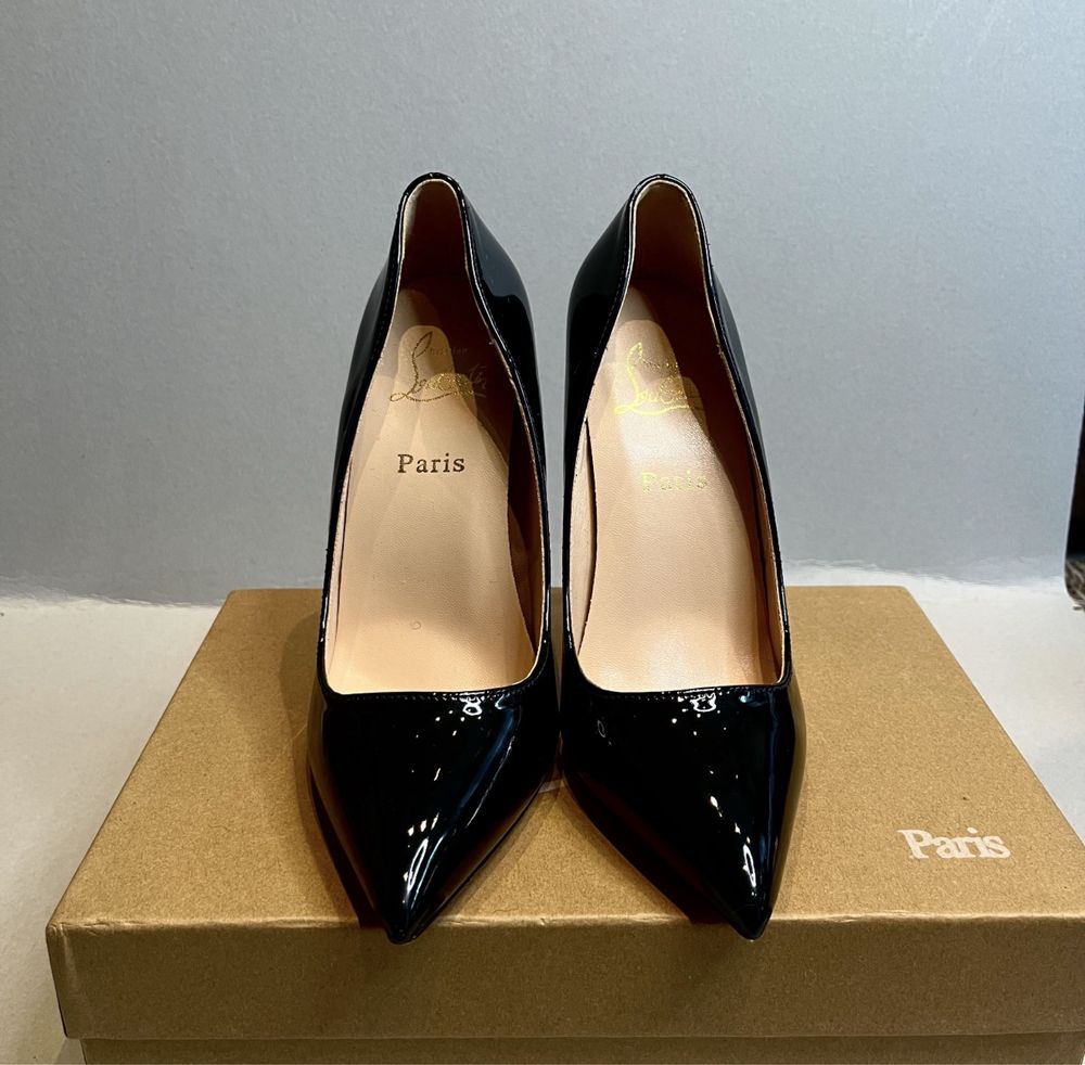 Louboutin токчета