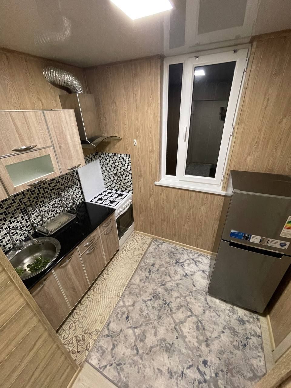 Аренда Евро квартира Метро Новза 1/3/5 балкон 2х6.