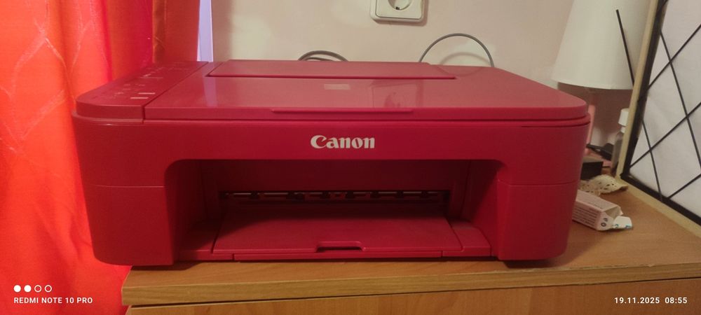 Canon PIXMA (червен) – мултифункционално устройство: принтер, скенер,