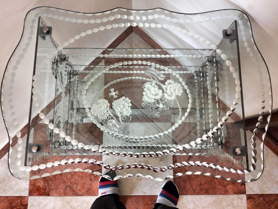 Masă cristal noua nouță nefolosita