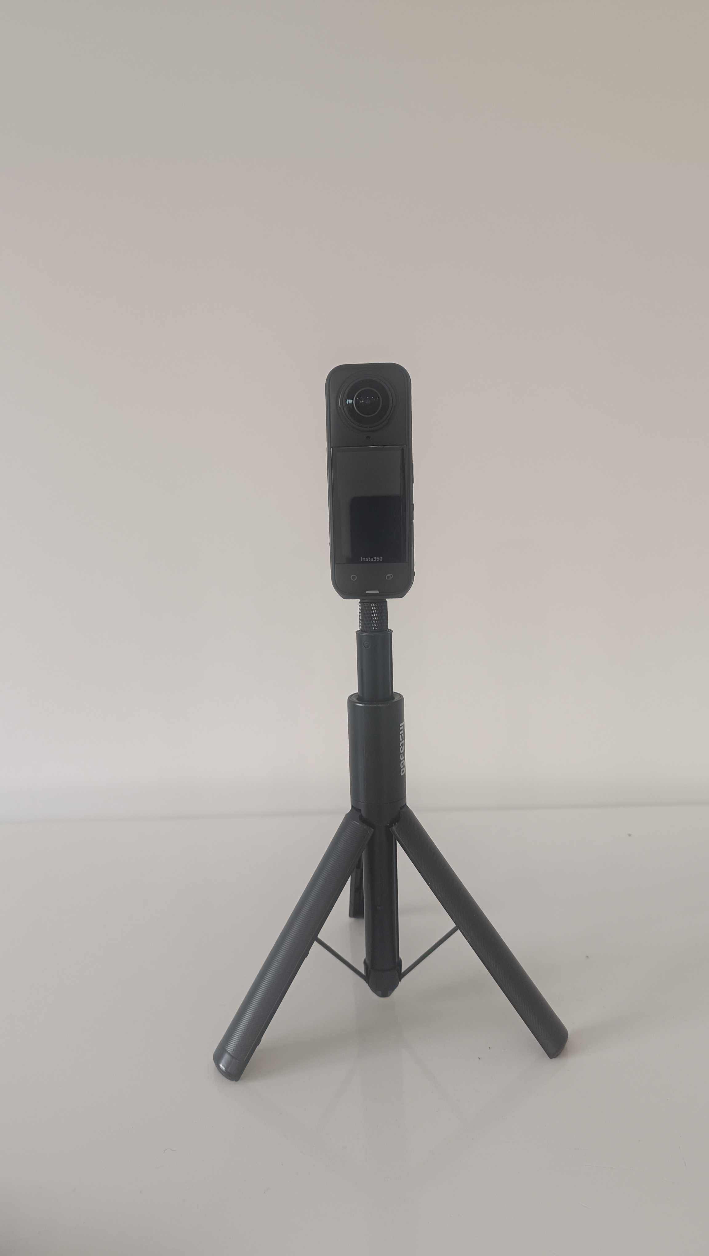 Insta360 X5 экшн камера Срочно
