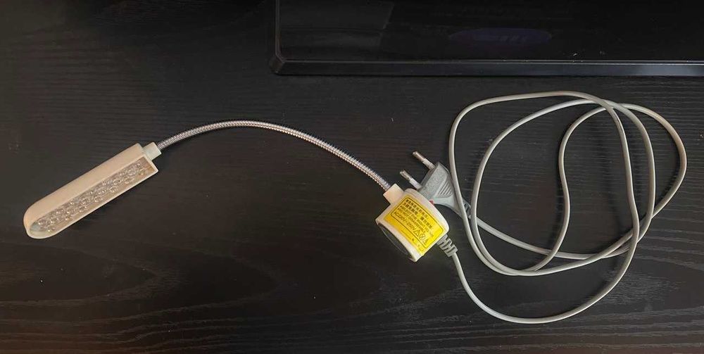 Лампа-Светильник  для  швейный машинки или оверлока