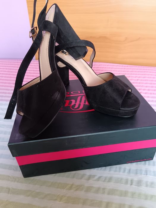 Vând Sandale Damă cu Platforma Mărimea 38 Noi