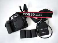 Set Canon 6D Mark II Body + 3 acumulatori, încărcător, curea