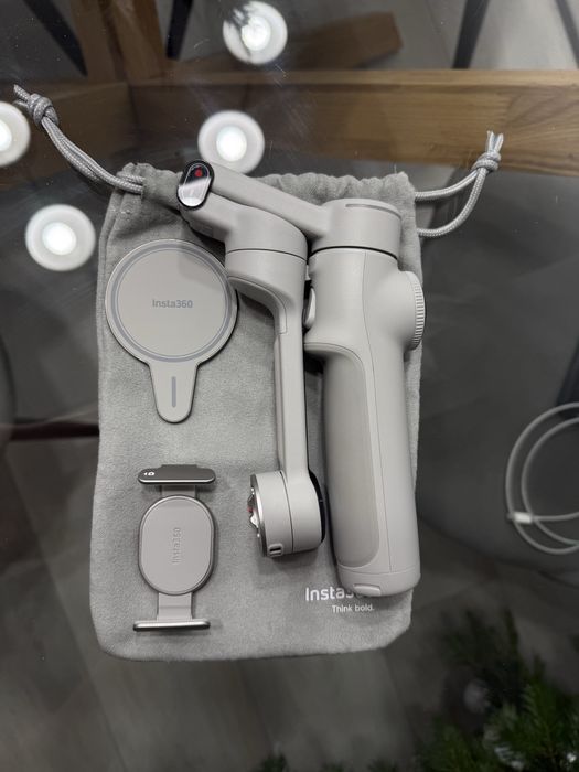 Ghimbal Insta Flow 2 Pro + Magsafe Mount