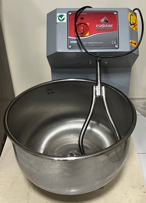 Тестомес. Подойдёт и для дома, и для малого бизнеса