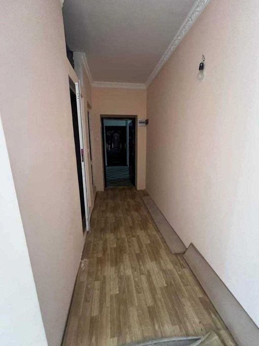 Avto vagzal hududida kvartira zudlik bilan sotiladi!