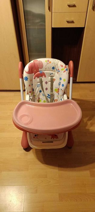 разтегателно столче с масичка за бебе