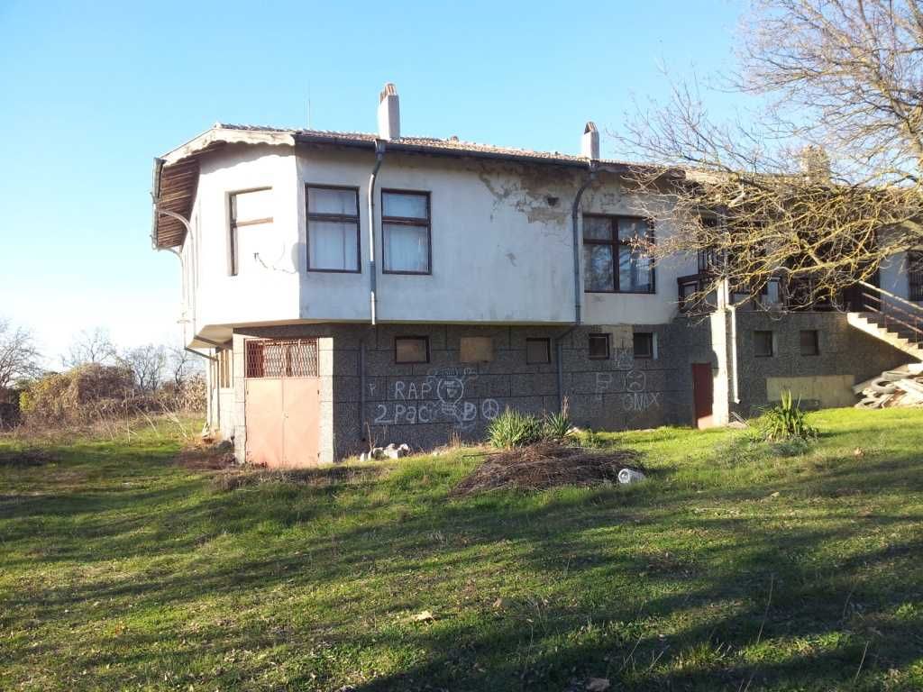 Продава се Къща в с. Аврен, Област Варна - 320 кв.м за 313 €/кв.м - Снимка #3