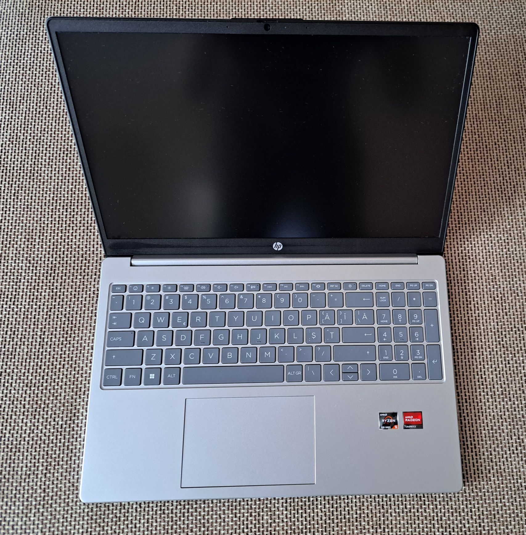 Laptop HP 15,6", 16GB RAM, 512 GB SSD
