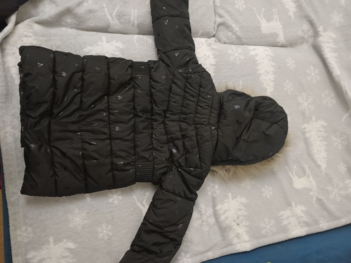 Продам детскую куртку