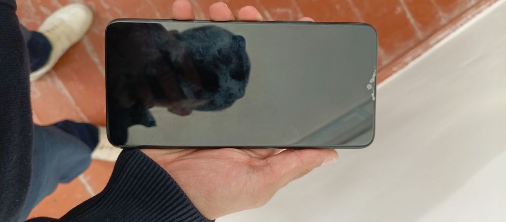 Samsung A20s sotiladi
