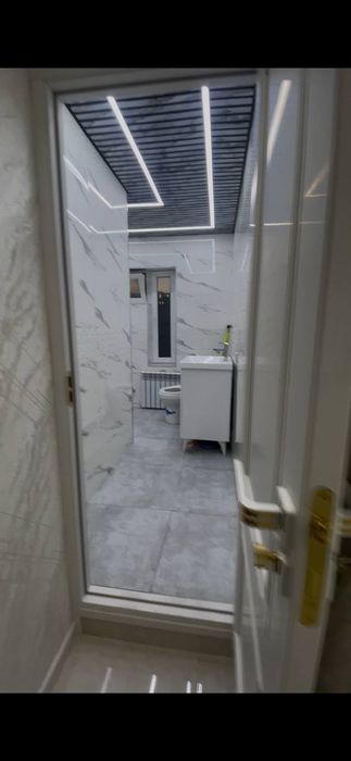 Срочно продаётся 4-комнатная квартира в Юнусабаде, рядом метро Туркиcт