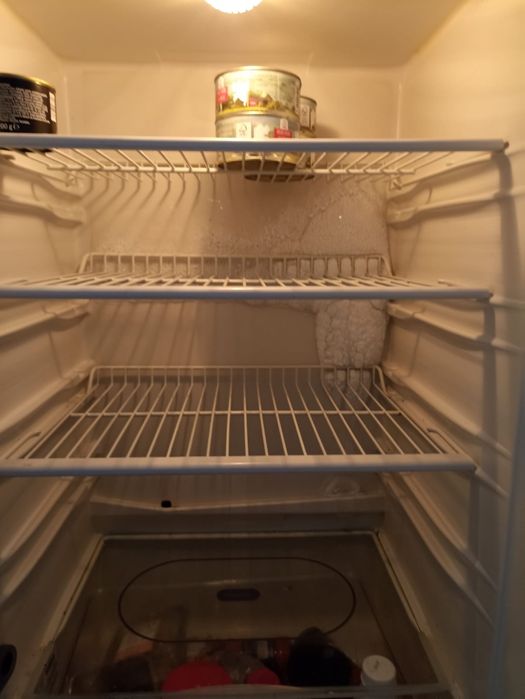 Reparatii frigorifice aer condiționat,etc