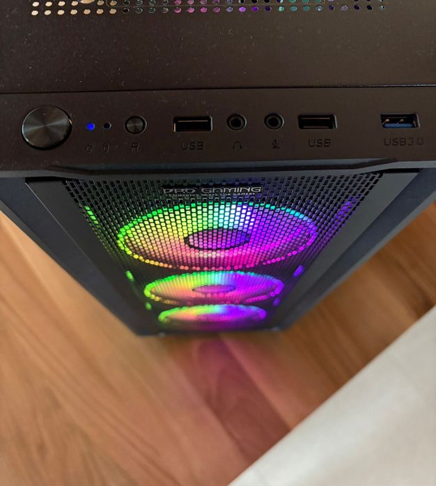 PC Gaming Ryzen 5 5500 + RX 6600 + SSD, Gen4 - Gata pentru jocuri