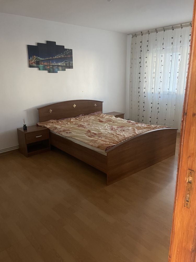 Proprietar inchiriez apartament