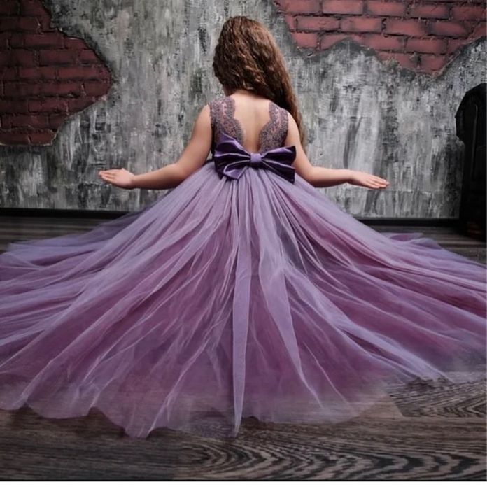 Платье на девочку 4-6 лет