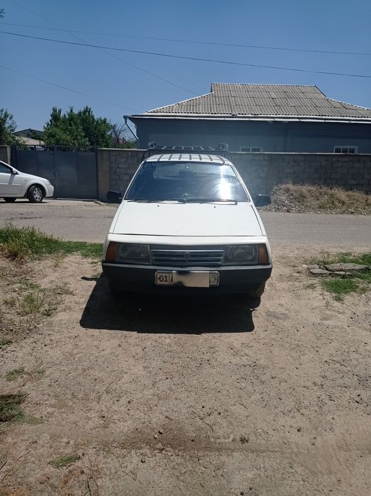 Продаю ладу ваз 21093