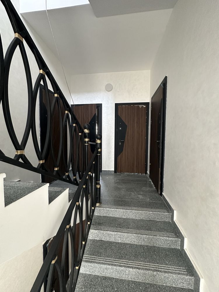 Продам кватиры в Новостройке 1 ком 33 кв.м с кадастром на Файзабад