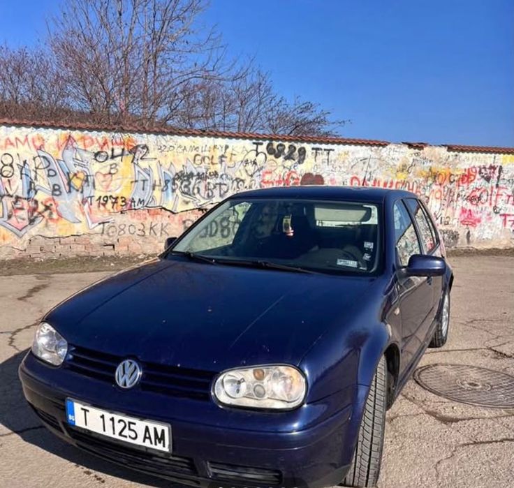 Продавам голф 4 1,6 газ/бензин
