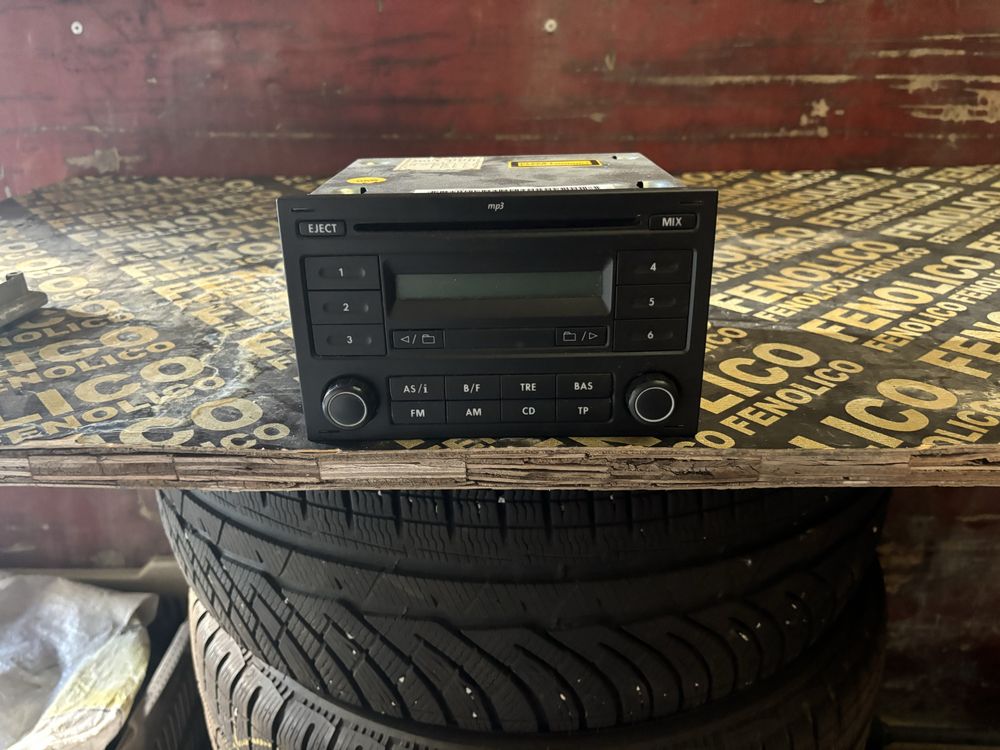 Оригинална музика за VW Polo 05-09г