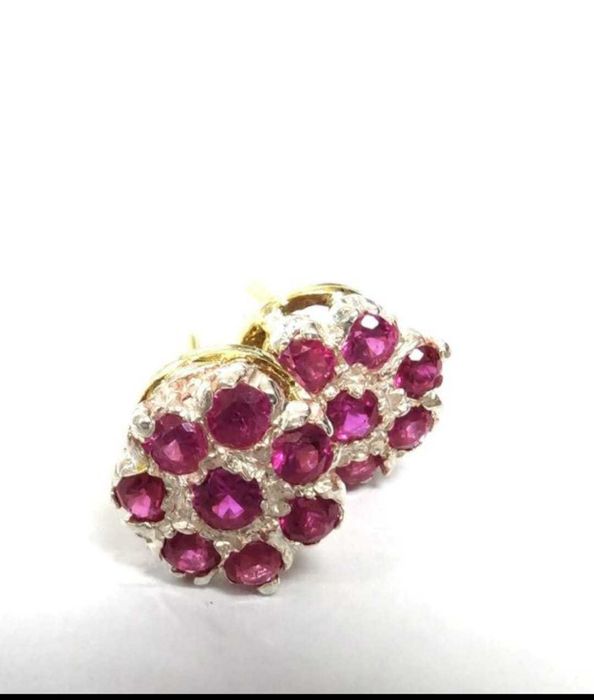 Cercei de aur cu rubine pentru femei sau copii