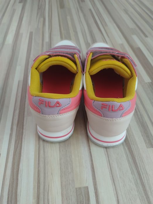Маратонки FILA за момиче