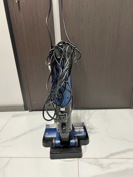 Прахосмукачка за сухо и мокро почистване Shark WD100EU