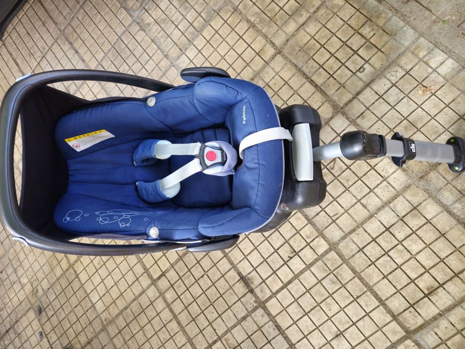 Стол за кола Maxi Cosi Pebble Plus +база Easy base 2