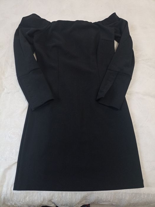 Бюстиета и риза,нови и в отлично състояние