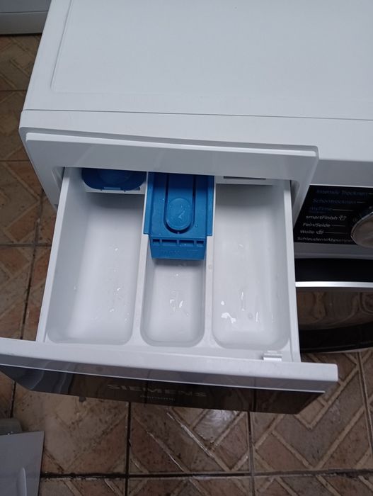 Пералня със сушилня Сименс Siemens IQ 500  9/6 кг 2 години гаранция!